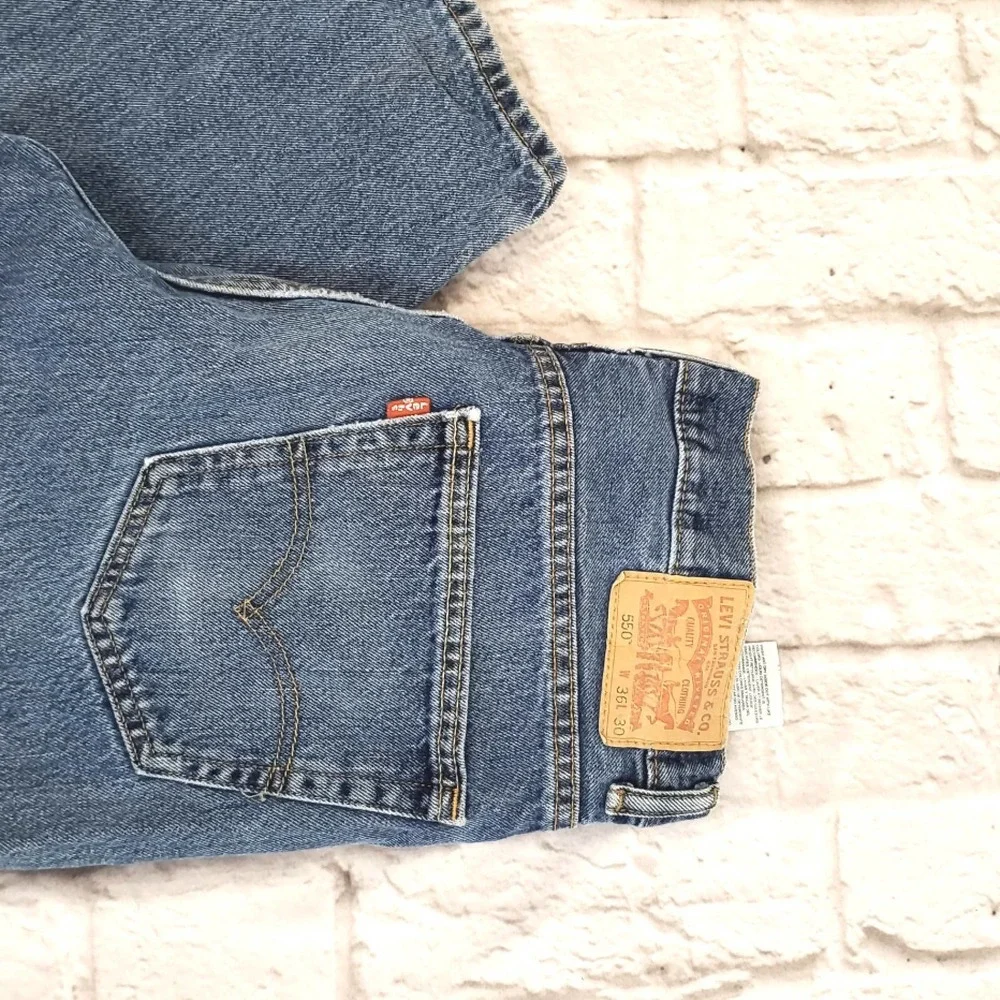 Levi's 550 Men's Relaxed Fit Jeans 36X30